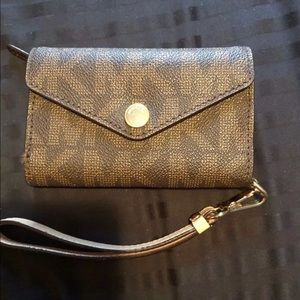 Michael Kors wristlet